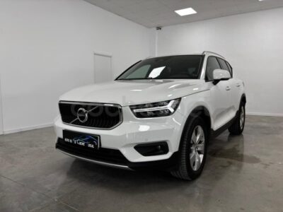 VOLVO XC40 2.0 D3 AWD Momentum Auto - imagen 1